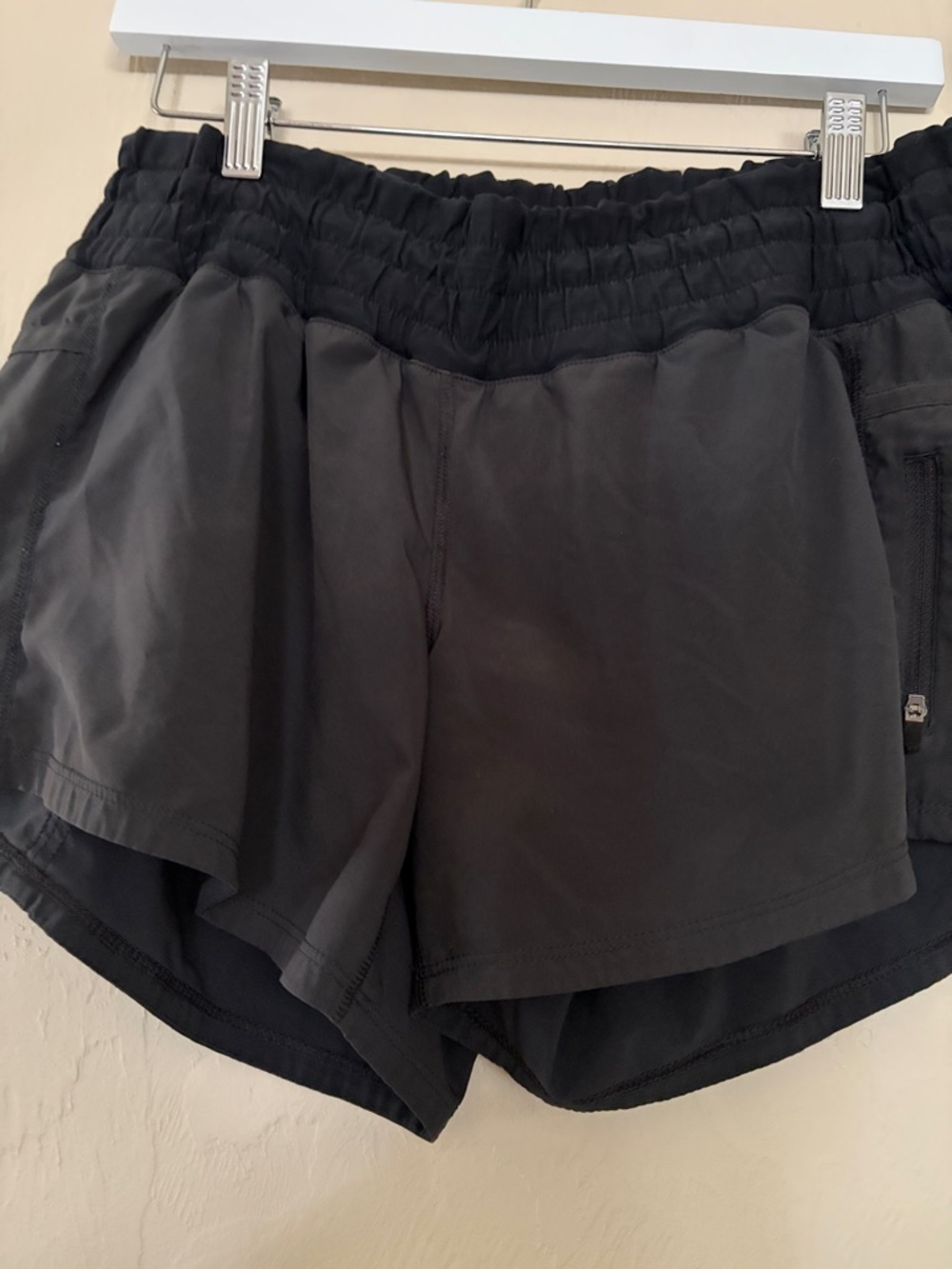 Lululemon Black Tracker Shorts. 4” - Picture 5 of 11